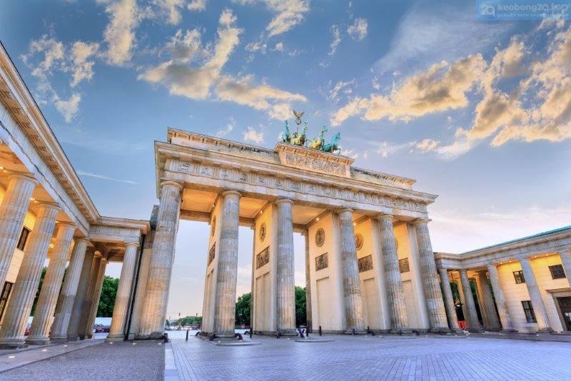 10 thành phố đăng cai VCK Euro 2024 - Cổng Brandenburg